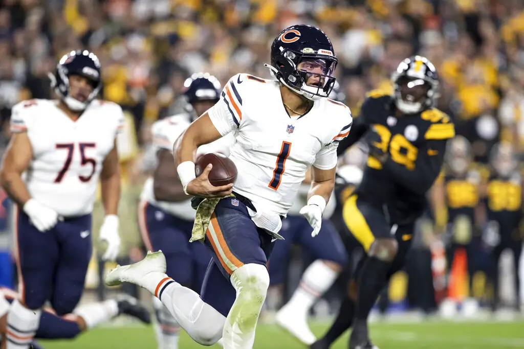 Monday Night Football: Justin Fields, Bears vs Big Ben, Steelers