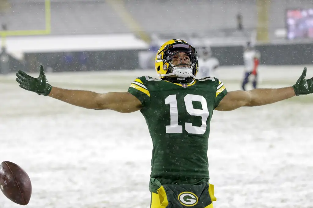 OFFICIAL: Chicago Bears sign WR Equanimeous St. Brown to 1-year