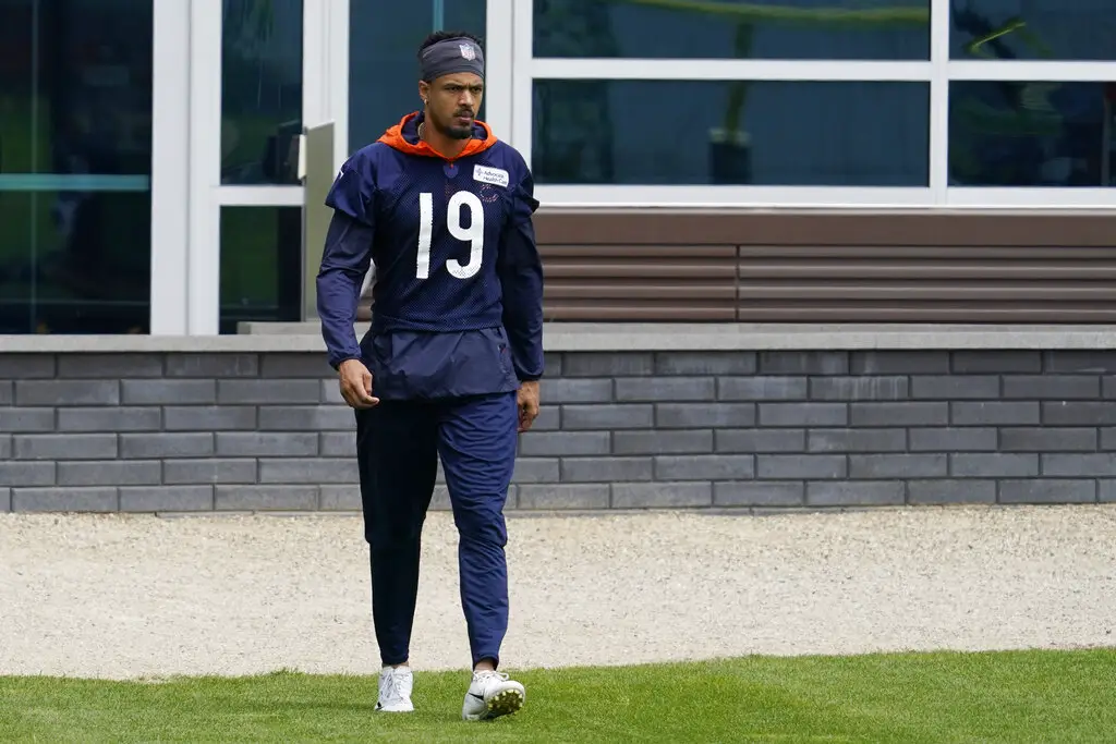 Why Bears' Equanimeous St. Brown has confidence in offense leading