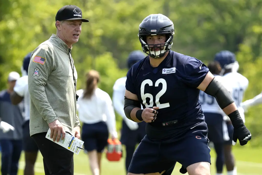 Bears insider believes Lucas Patrick will replace Sam Mustipher at C