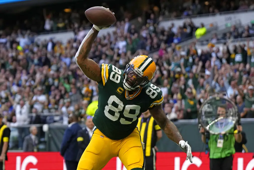 Former Jaguars tight end Marcedes Lewis signs with Green Bay Packers