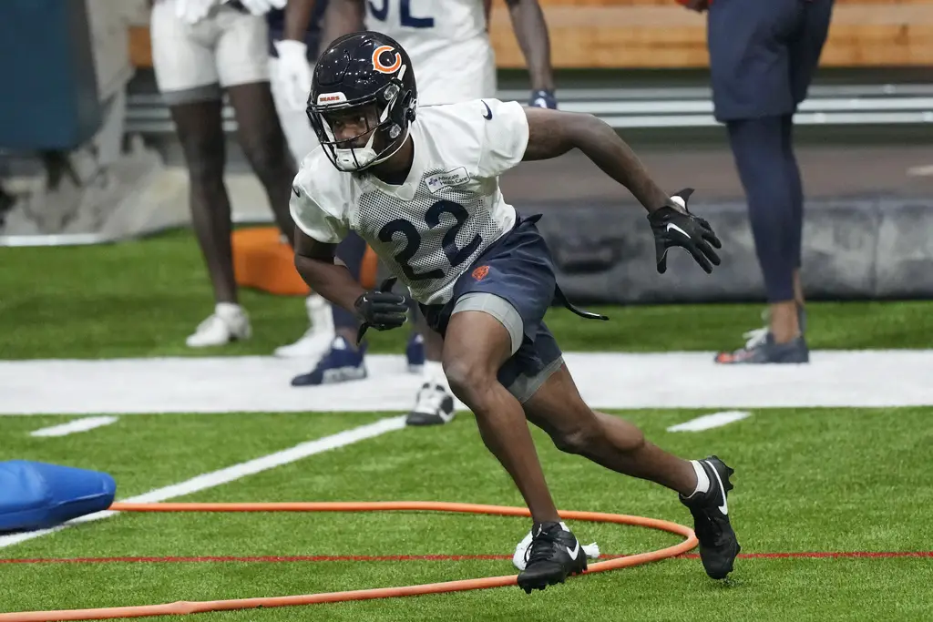 The Chicago Bears Podcast: Roster Cuts Analysis & Waiver Wire Insights 