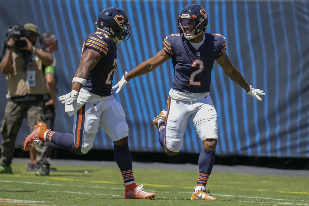 Chicago Bears reportedly shopping wide out Darnell Mooney