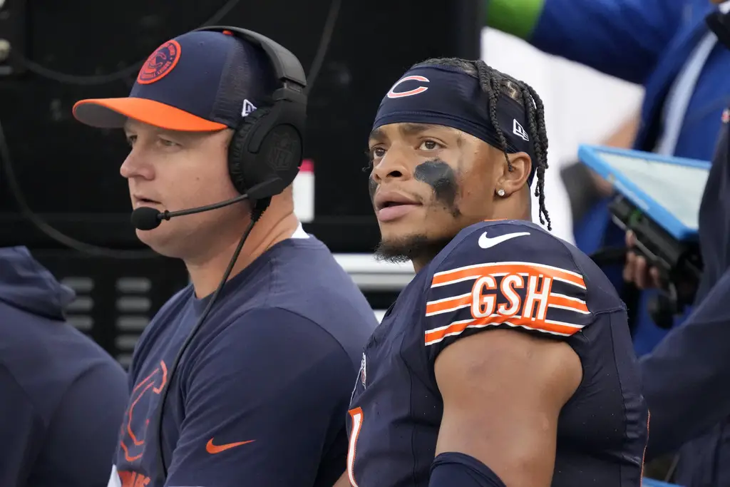 Chicago Bears vs Green Bay Packers – Week 6 Game Preview: Overview, Keys to  Game, Insights - Bears Insider